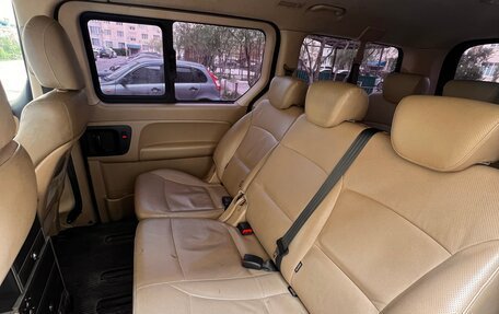 Hyundai H-1 II рестайлинг, 2016 год, 2 530 000 рублей, 6 фотография