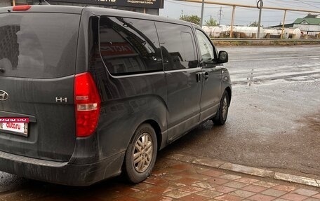 Hyundai H-1 II рестайлинг, 2016 год, 2 530 000 рублей, 3 фотография