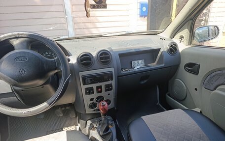 Renault Logan I, 2006 год, 260 000 рублей, 13 фотография