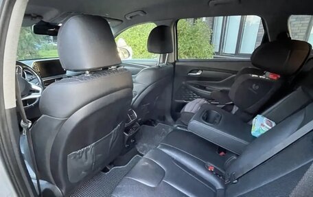 Hyundai Santa Fe IV, 2019 год, 2 500 000 рублей, 6 фотография