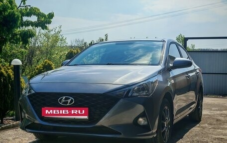 Hyundai Solaris II рестайлинг, 2020 год, 1 625 000 рублей, 3 фотография