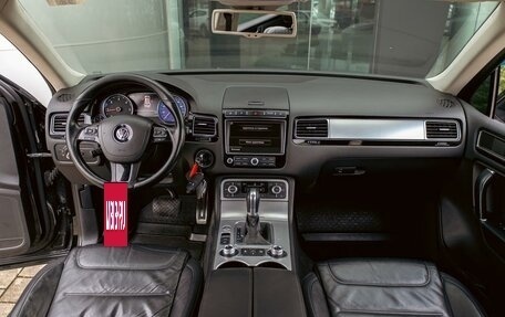 Volkswagen Touareg III, 2015 год, 2 465 000 рублей, 16 фотография