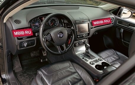 Volkswagen Touareg III, 2015 год, 2 465 000 рублей, 13 фотография