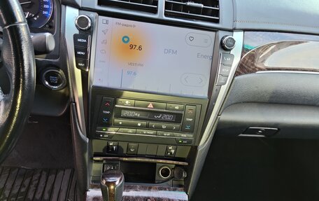 Toyota Camry, 2018 год, 2 100 000 рублей, 7 фотография