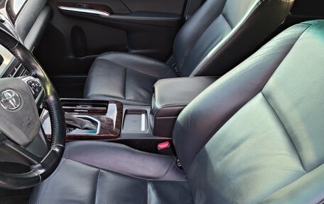 Toyota Camry, 2018 год, 2 100 000 рублей, 9 фотография