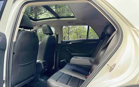 Volkswagen T-Roc I, 2023 год, 2 145 002 рублей, 11 фотография