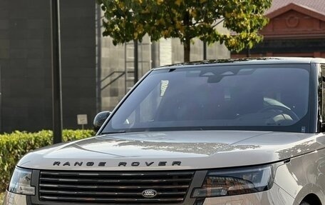 Land Rover Range Rover IV рестайлинг, 2023 год, 23 000 000 рублей, 1 фотография