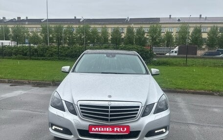 Mercedes-Benz E-Класс, 2009 год, 950 000 рублей, 1 фотография