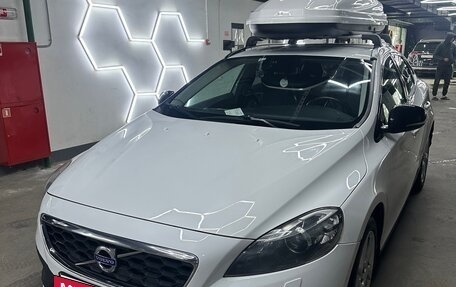 Volvo V40 Cross Country I, 2014 год, 1 000 000 рублей, 3 фотография