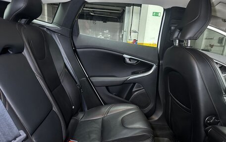 Volvo V40 Cross Country I, 2014 год, 1 000 000 рублей, 25 фотография