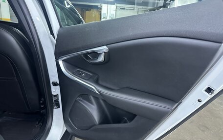 Volvo V40 Cross Country I, 2014 год, 1 000 000 рублей, 27 фотография
