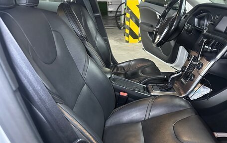 Volvo V40 Cross Country I, 2014 год, 1 000 000 рублей, 29 фотография
