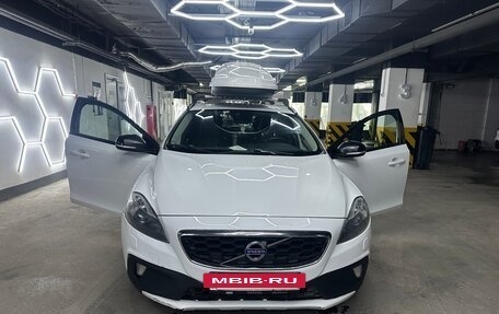 Volvo V40 Cross Country I, 2014 год, 1 000 000 рублей, 34 фотография