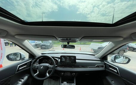 Mitsubishi Outlander, 2023 год, 3 875 000 рублей, 23 фотография