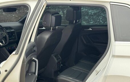 Volkswagen Tiguan II, 2022 год, 2 550 000 рублей, 12 фотография