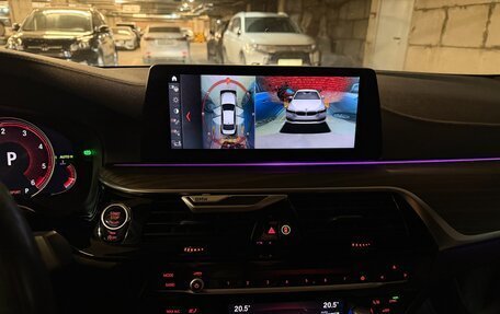 BMW 5 серия, 2018 год, 3 790 000 рублей, 11 фотография