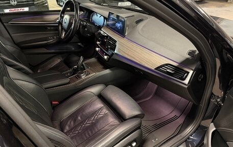BMW 5 серия, 2018 год, 3 790 000 рублей, 14 фотография