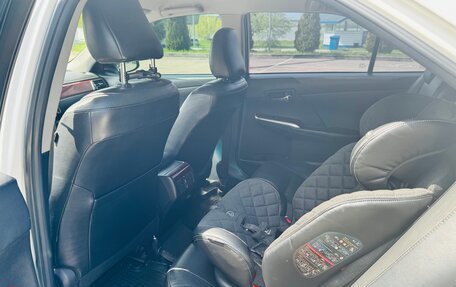 Toyota Camry, 2012 год, 1 700 000 рублей, 7 фотография