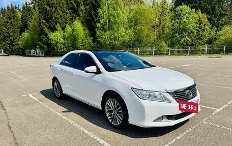 Toyota Camry, 2012 год, 1 700 000 рублей, 4 фотография