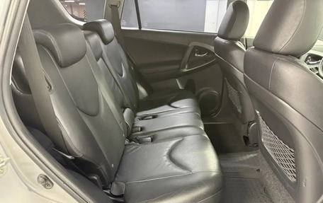 Toyota RAV4, 2011 год, 1 195 000 рублей, 24 фотография