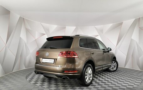 Volkswagen Touareg III, 2014 год, 2 195 000 рублей, 2 фотография