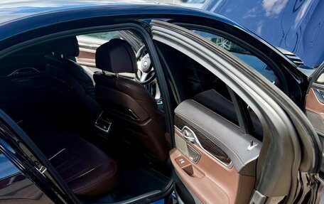 BMW 7 серия, 2019 год, 5 600 000 рублей, 13 фотография