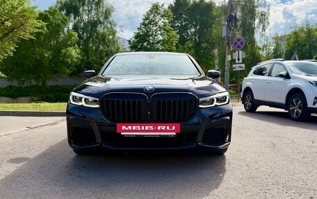 BMW 7 серия, 2019 год, 5 600 000 рублей, 2 фотография