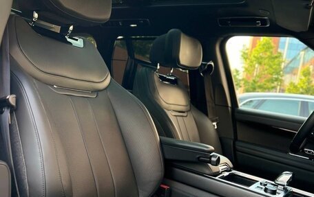 Land Rover Range Rover IV рестайлинг, 2023 год, 23 000 000 рублей, 32 фотография
