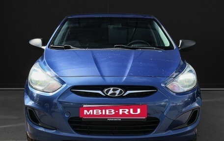 Hyundai Solaris II рестайлинг, 2013 год, 800 000 рублей, 2 фотография