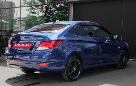 Hyundai Solaris II рестайлинг, 2013 год, 800 000 рублей, 4 фотография