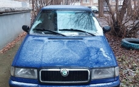 Skoda Felicia I рестайлинг, 1998 год, 100 000 рублей, 2 фотография