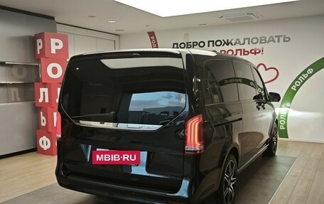 Mercedes-Benz V-Класс, 2021 год, 7 290 000 рублей, 4 фотография
