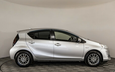 Toyota Aqua I, 2017 год, 999 000 рублей, 4 фотография