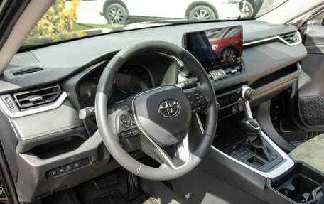 Toyota RAV4, 2024 год, 3 998 000 рублей, 16 фотография