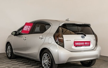 Toyota Aqua I, 2017 год, 999 000 рублей, 7 фотография