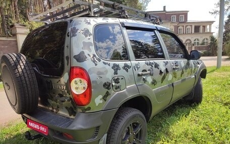 Chevrolet Niva I рестайлинг, 2011 год, 415 000 рублей, 3 фотография