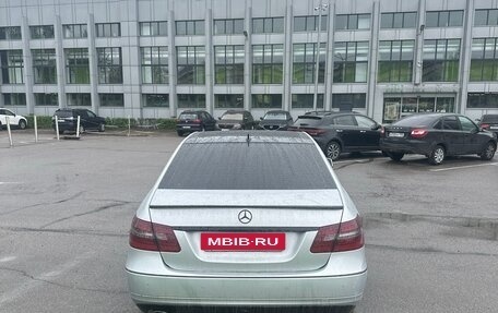 Mercedes-Benz E-Класс, 2009 год, 950 000 рублей, 3 фотография