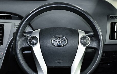 Toyota Prius, 2014 год, 1 249 000 рублей, 13 фотография