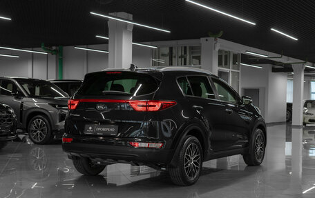 KIA Sportage IV рестайлинг, 2018 год, 2 240 000 рублей, 5 фотография