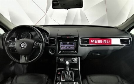Volkswagen Touareg III, 2013 год, 2 045 000 рублей, 13 фотография