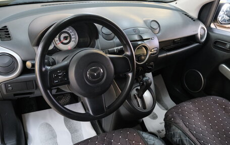 Mazda 2 III, 2008 год, 859 000 рублей, 11 фотография