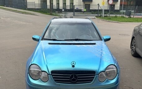 Mercedes-Benz C-Класс, 2001 год, 400 000 рублей, 1 фотография
