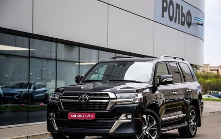 Toyota Land Cruiser 200, 2020 год, 7 900 000 рублей, 1 фотография