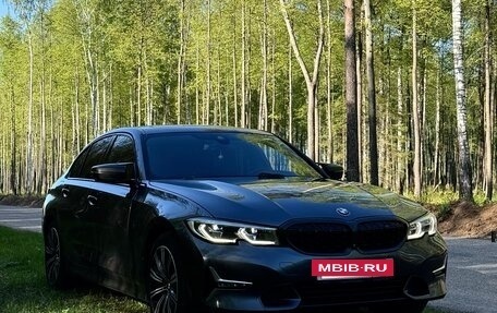 BMW 3 серия, 2019 год, 3 450 000 рублей, 3 фотография