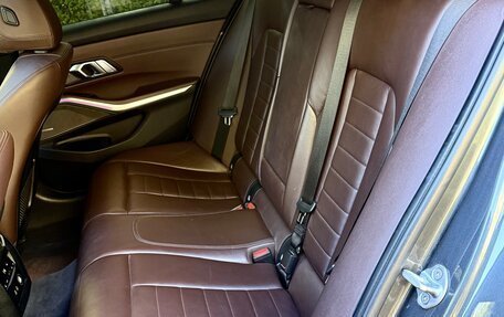 BMW 3 серия, 2019 год, 3 450 000 рублей, 12 фотография