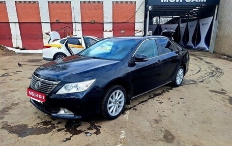 Toyota Camry, 2012 год, 1 380 000 рублей, 2 фотография
