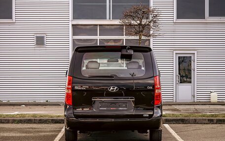 Hyundai Grand Starex Grand Starex I рестайлинг 2, 2014 год, 1 455 000 рублей, 5 фотография