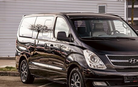 Hyundai Grand Starex Grand Starex I рестайлинг 2, 2014 год, 1 455 000 рублей, 7 фотография