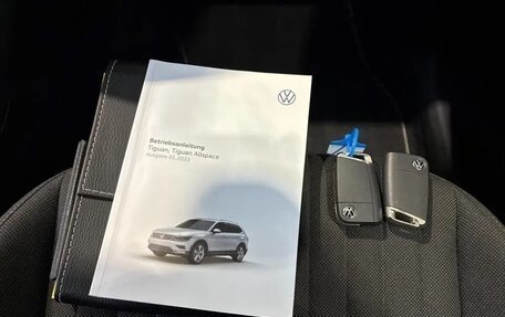 Volkswagen Tiguan II, 2022 год, 2 642 000 рублей, 9 фотография