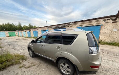 Mitsubishi Outlander III рестайлинг 3, 2007 год, 1 050 000 рублей, 4 фотография